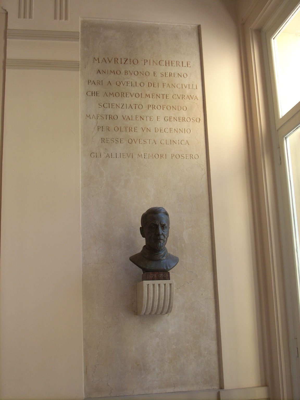 Maurizio Pincherle's bust, Ospedale Gozzadini, Bologna - 01.JPG